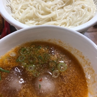 簡単にできました！
辛いものが好きなので、たまには味変でそうめん作りたいと思いました＾＾